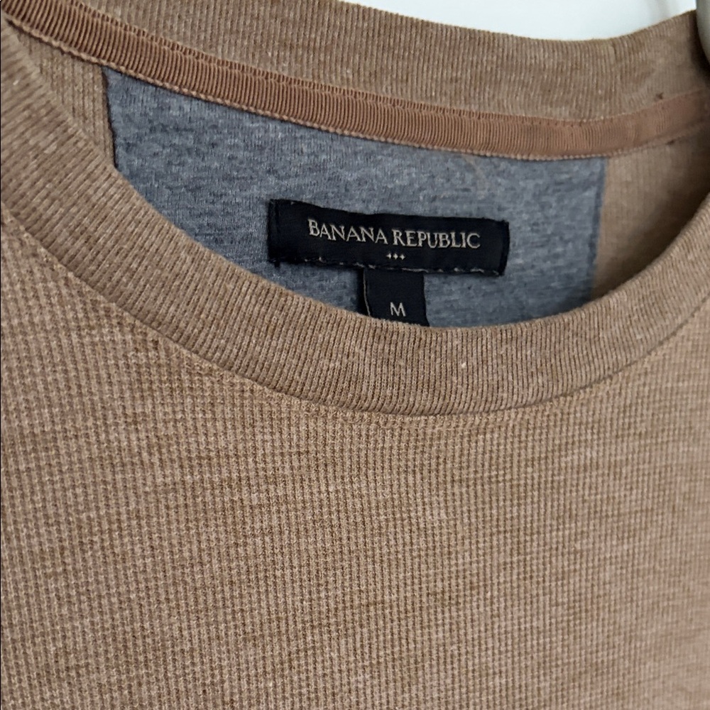Banana Republic Men's Brown Crewneck Sweater